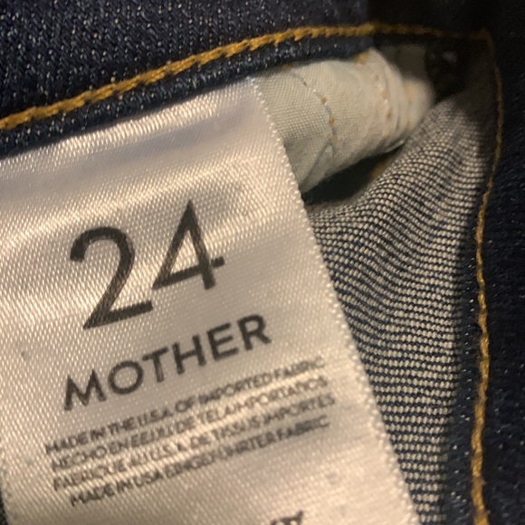 Size 24 as labeled but fit like a 26 - Picture 12 of 15